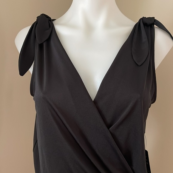 (NWT) Express Women’s Black Bodysuit, Small - Picture 2 of 15